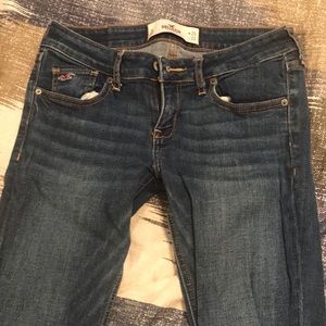 Hollister super skinny jeans, size 3L.